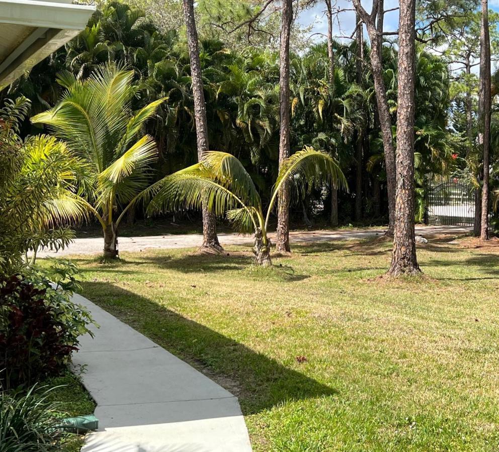 Private Tropical Paradise Guesthouse! Loxahatchee Экстерьер фото